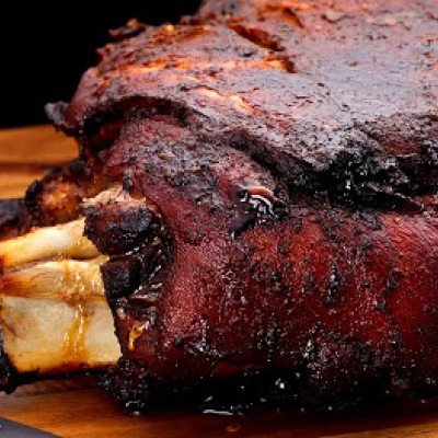 Ciolan de porc cu os la cuptor (2 buc.)