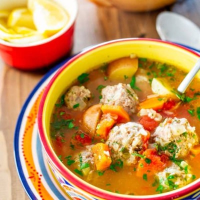 Ciorbă de perișoare de porc Ciorbă de perișoare de porc