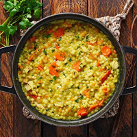 Cuș cuș cu legume și pui Cuș cuș cu legume și pui