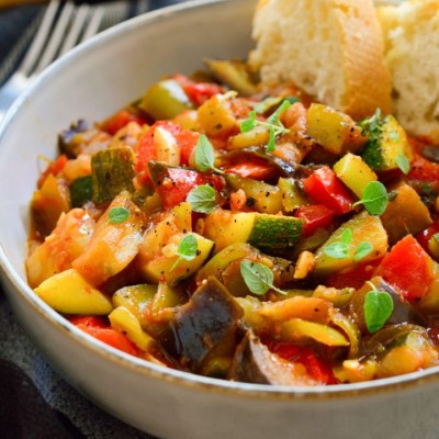 Mix de legume proaspete la cuptor Mix de legume proaspete la cuptor