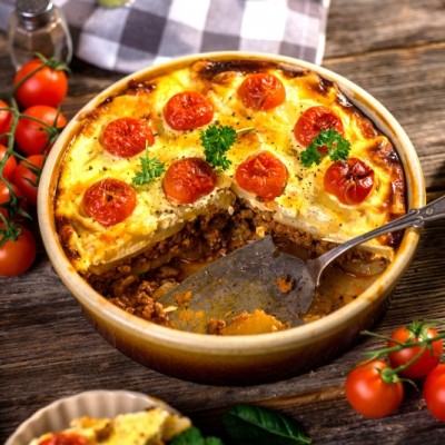 Musaca de cartofi cu carne de porc Musaca de cartofi cu carne de porc