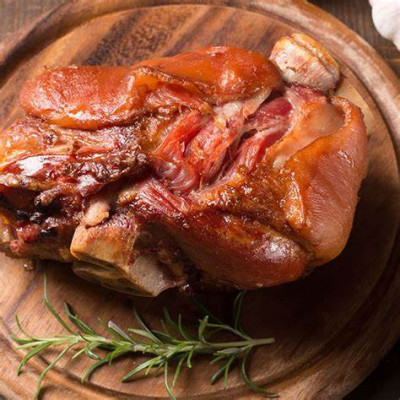 Ciolan de porc cu os la cuptor (2 buc.) Ciolan de porc cu os la cuptor (2 buc.)