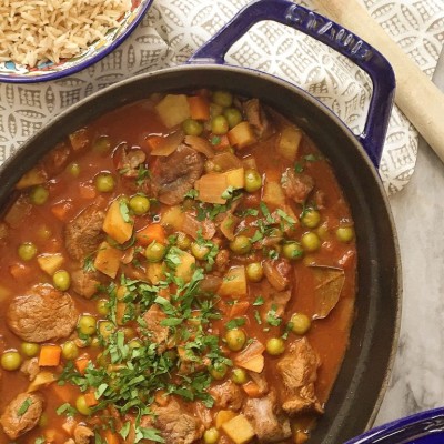 Mâncare de pui cu mazăre