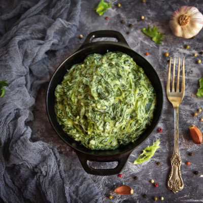 Spanac cu lapte si usturoi Spanac cu lapte si usturoi